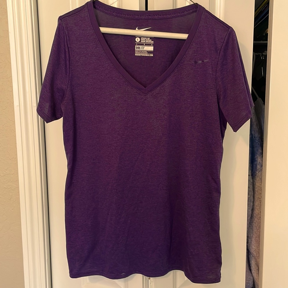 Nike Dri-Fit Regular Fit Large Purple Shirt